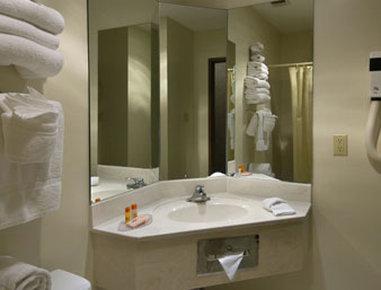 Howard Johnson Inn Tybee Island Savannah Ga Phòng bức ảnh